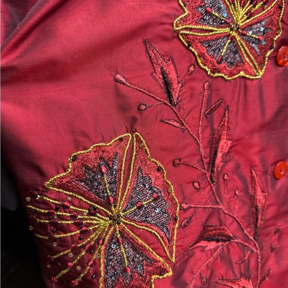 Tunique Red Embroidered Jacket - Picture 6 of 8